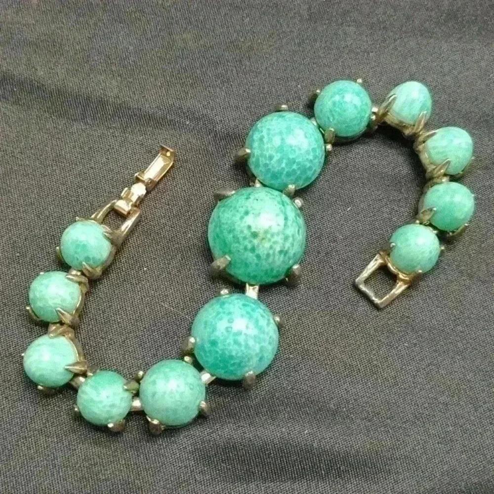 Vintage Blue Peking Glass Graduated Link Bracelet